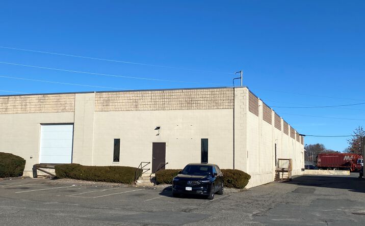 Pictures of Industrial property located at 7 Andover Dr, West Hartford, CT 06110 for lease - image #1
