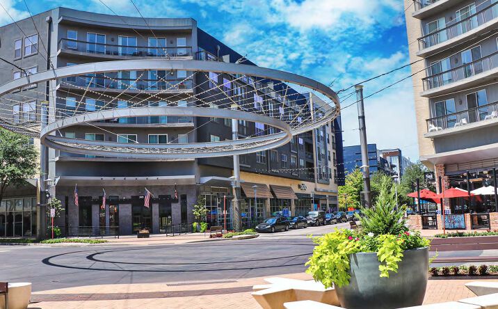 Pictures of Retail, Office property located at University Drive and W 7th Street, Fort Worth, TX 76107 for lease - image #1