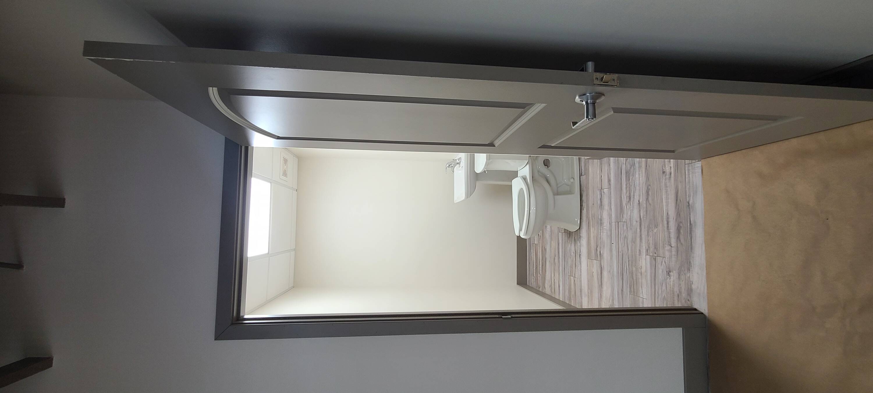 5761 Elevator Rd, Roscoe, IL 61073