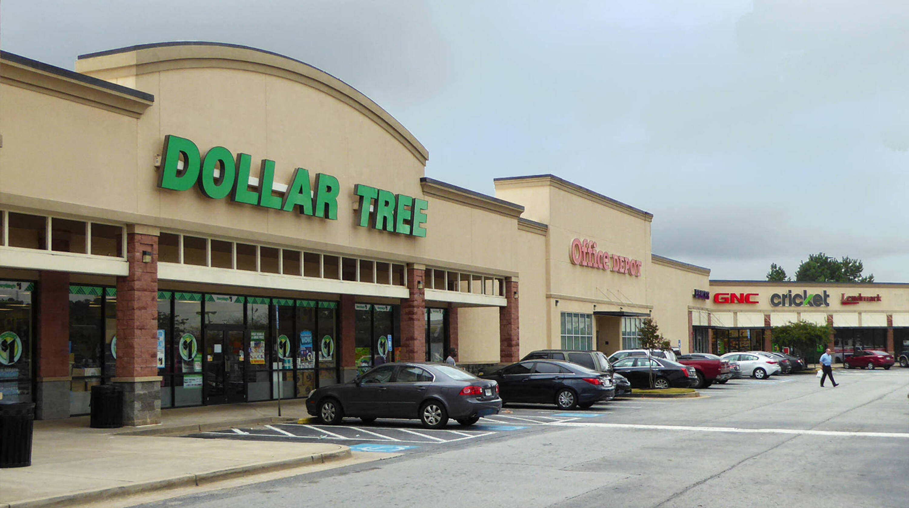 135 Willow Ln, McDonough, GA 30253