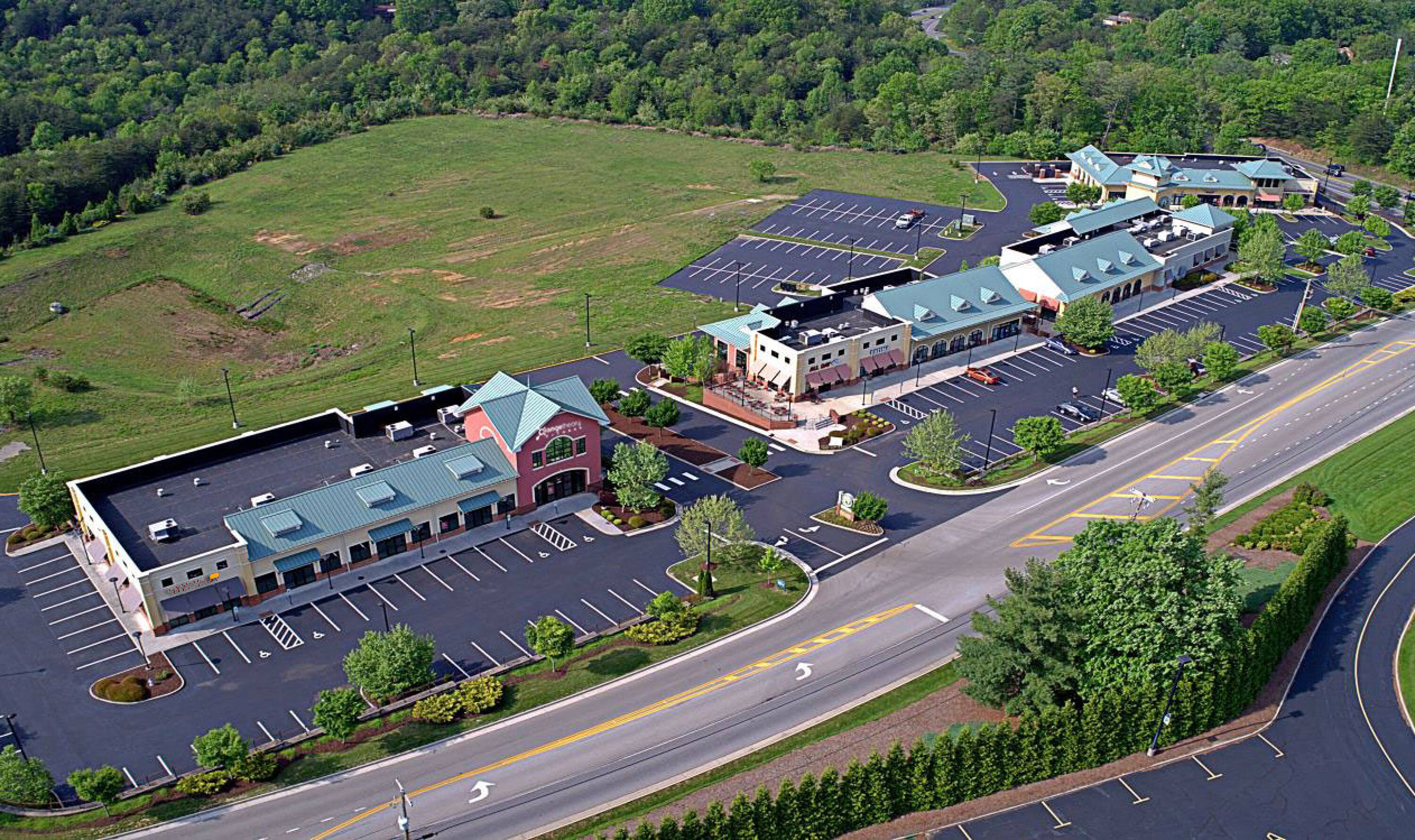 5010 Keagy Rd SW, Cave Spring, VA 24018