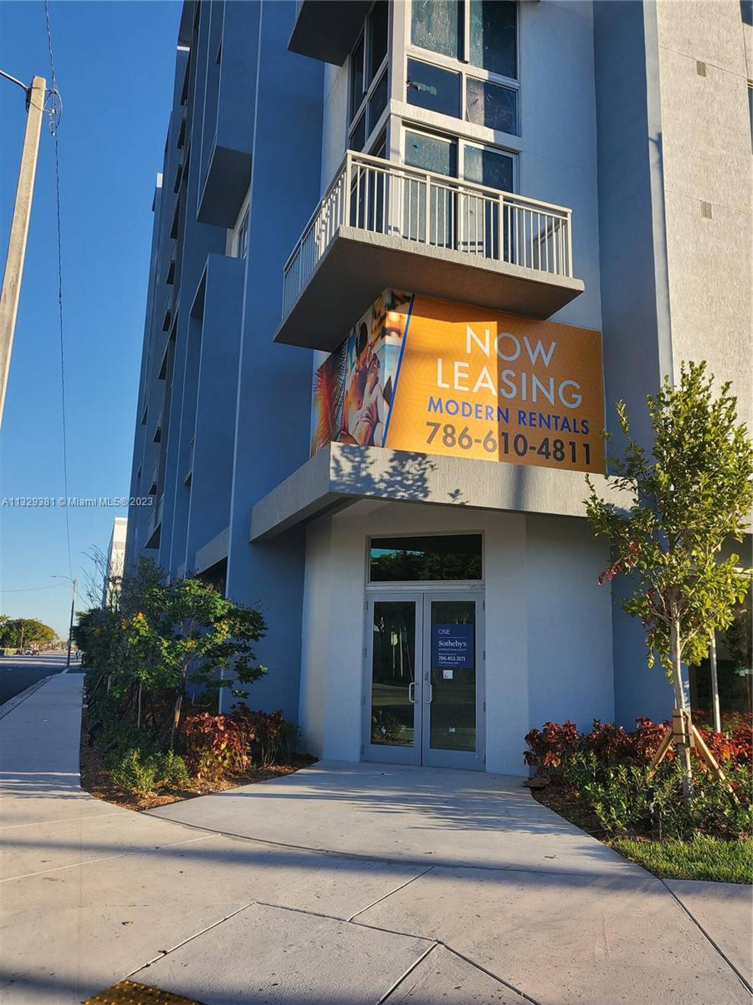 61 NW 37TH AVE Miami FL 33125-4866 APN: 0141040230500 | Crexi.com