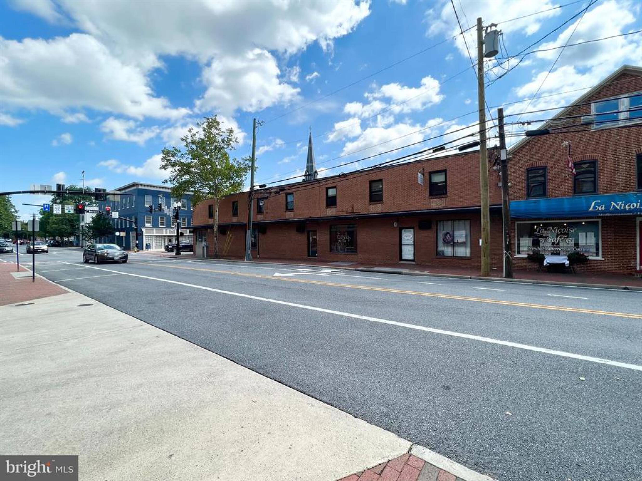 8 S Braddock St, Winchester, VA 22601