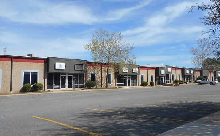 Pictures of Industrial property located at 7123 Interstate 30, Little Rock, AR 72209 for lease - image #1