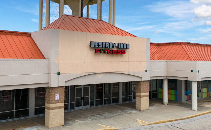 Pictures of Retail, Office, Restaurant property located at 2211-2417 S Green Bay Rd, Racine, WI 53406 for lease - image #1