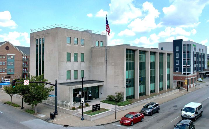 Pictures of Office property located at 137 W Muhammad Ali Blvd, Louisville, KY 40202 for lease - image #1