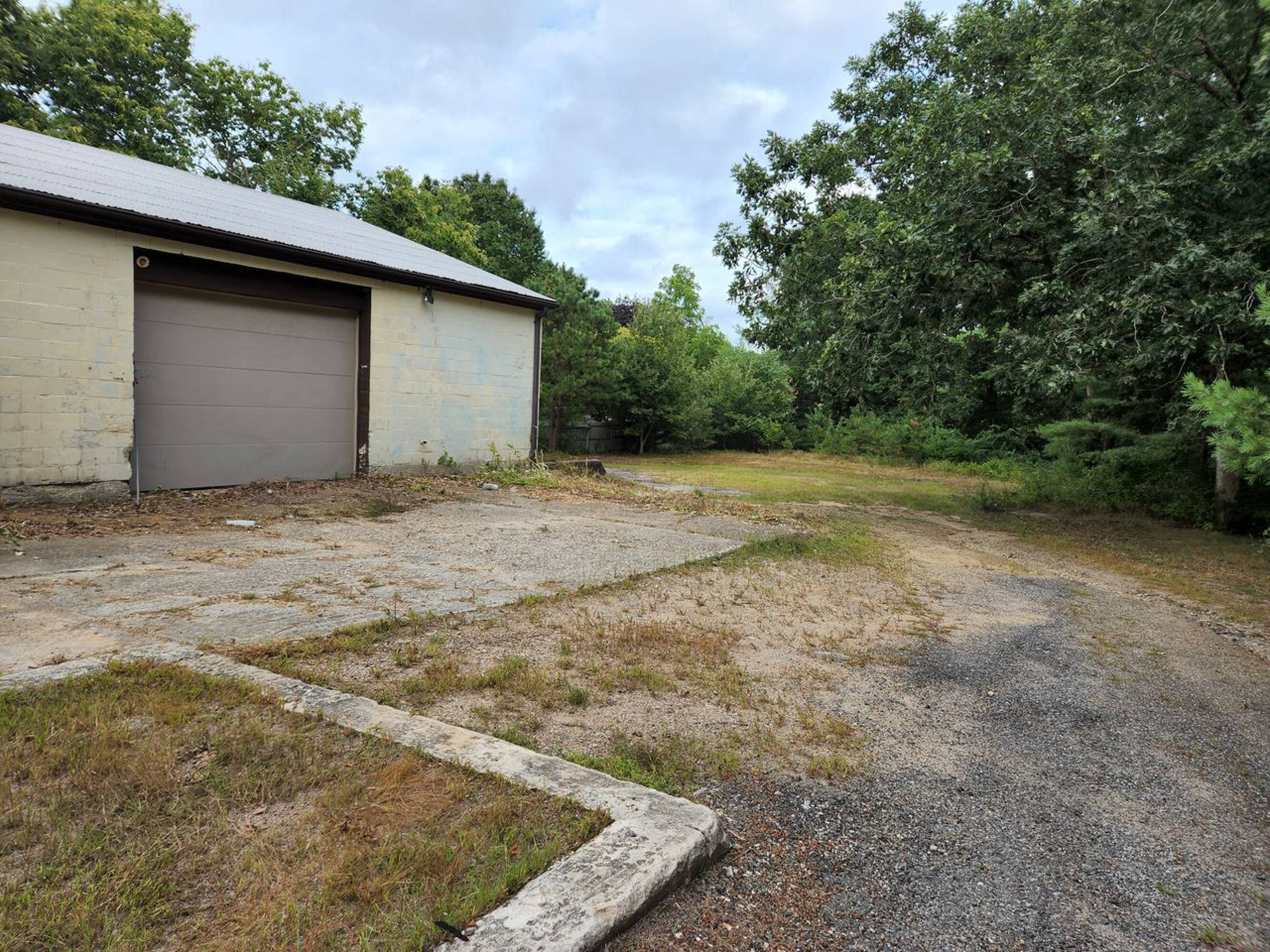 502 Switch Rd, Richmond, RI 02894