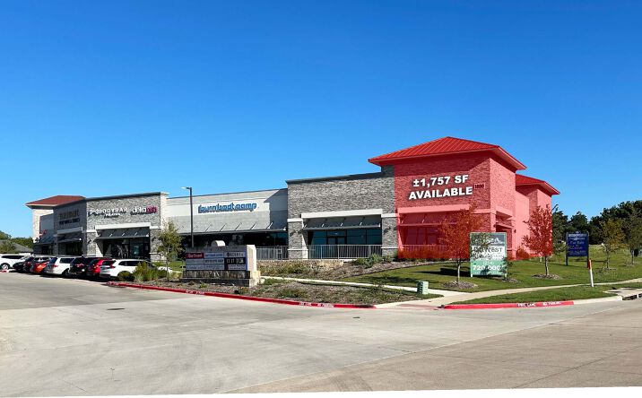 Pictures of Retail, Restaurant property located at 1800 N Stonebridge Dr, McKinney, TX 75071 for lease - image #1