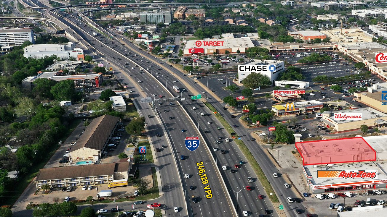 5539-n-ih-35-austin-tx-78723-retail-space-for-lease