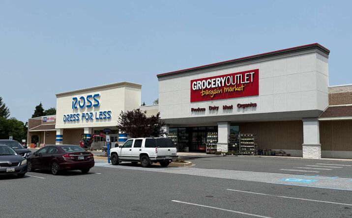 Pictures of Retail, Restaurant property located at 801 E Pulaski Hwy, Elkton, MD 21921 for lease - image #1