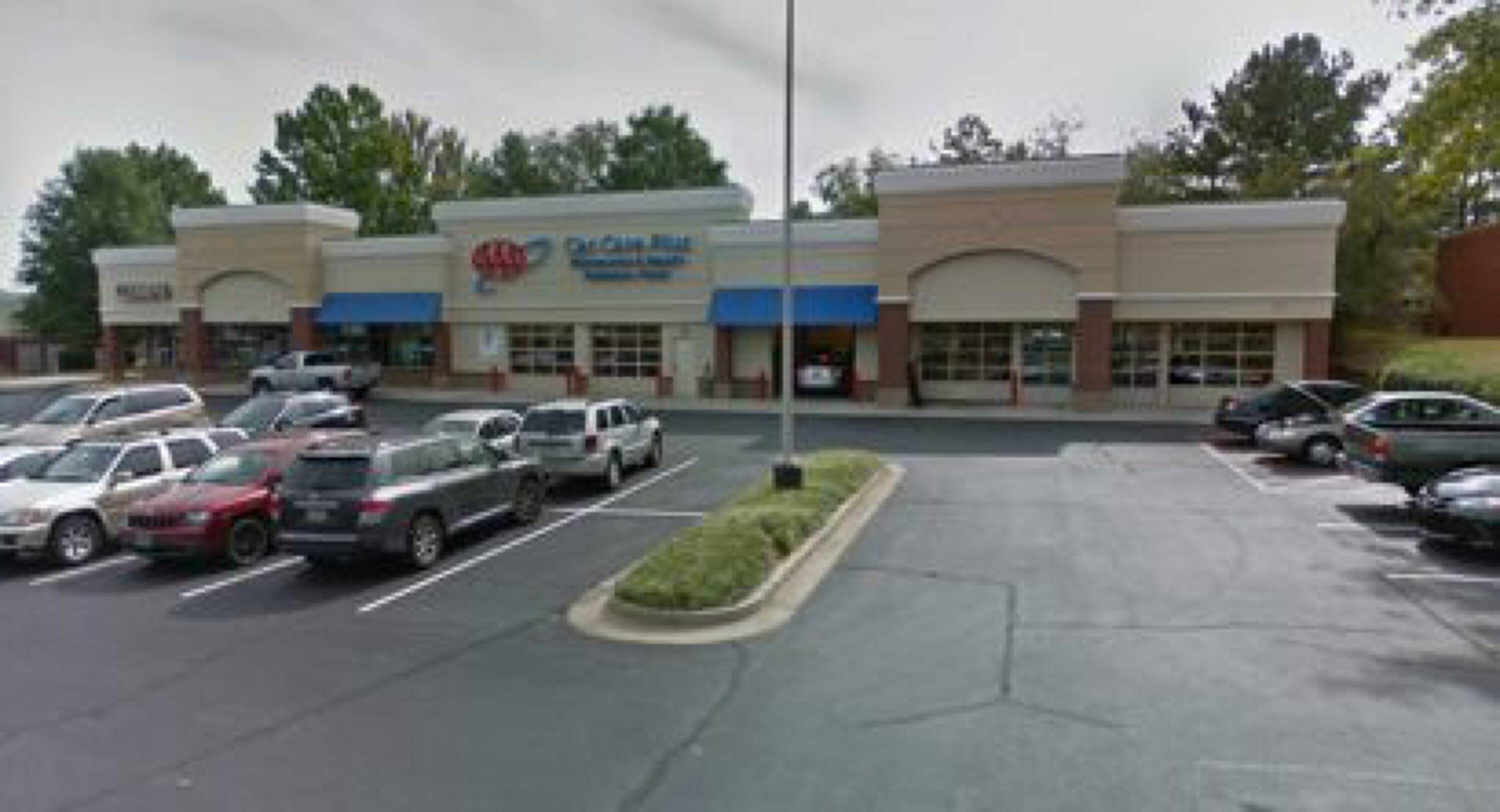 10351055 Mansell Rd, Roswell, GA 30076