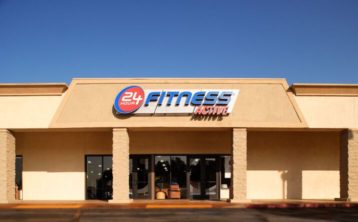 Pictures of Retail property located at 1530 W Covina Pkwy, West Covina, CA 91790 for lease - image #1