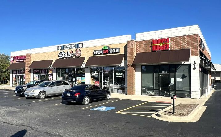 Pictures of Retail, Office property located at 9392 Ballard Rd, Des Plaines, IL 60016 for lease - image #1