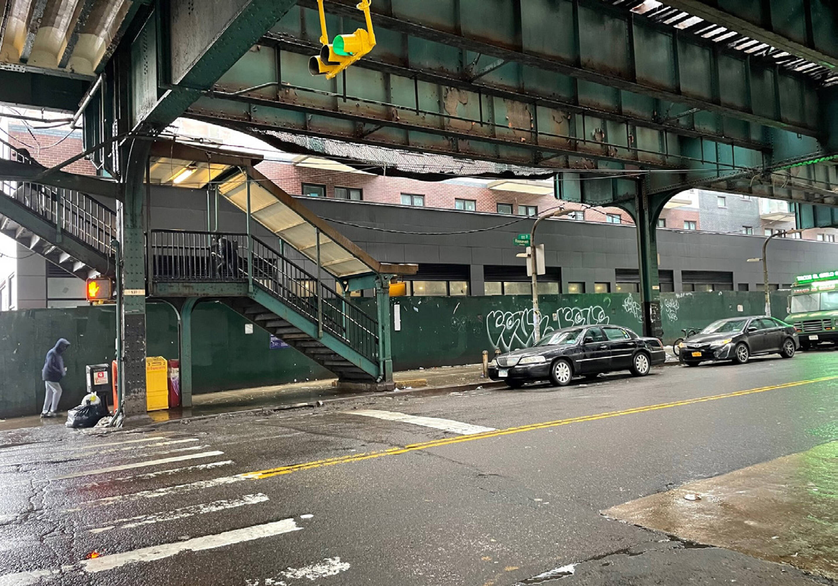 10868 Roosevelt Ave, Queens, NY 11368