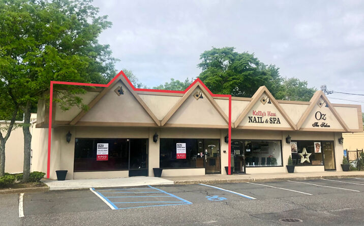Pictures of Retail, Restaurant property located at 1272-1280 Montauk Hwy, Oakdale, NY 11769 for lease - image #1