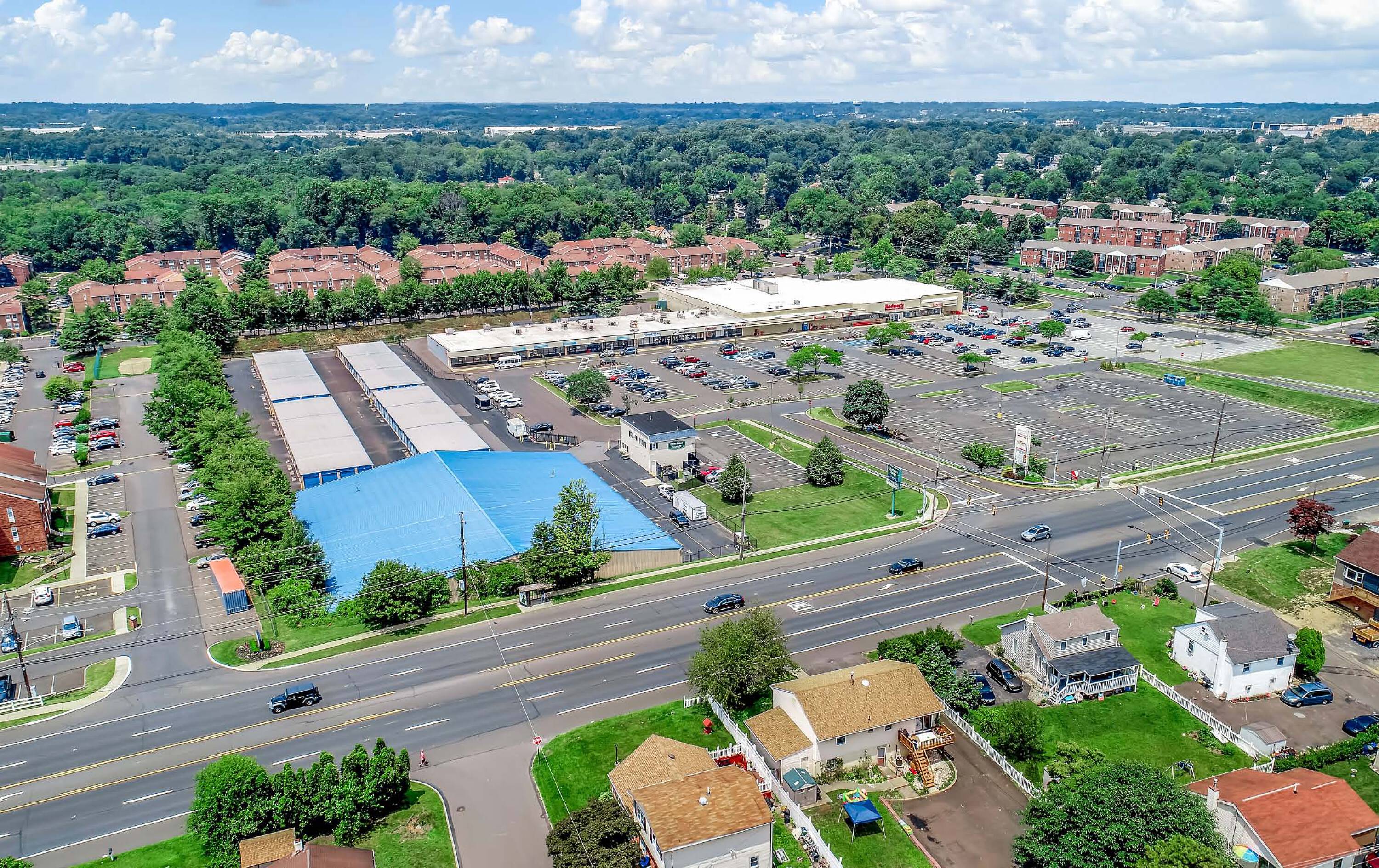 2506 Knights Rd, Bensalem, PA 19020