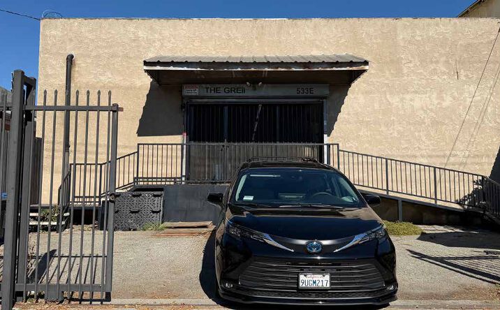 Pictures of Industrial property located at 533 E 31st St, Los Angeles, CA 90011 for lease - image #1