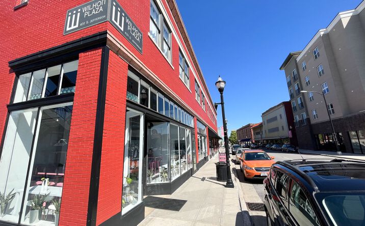 Pictures of Retail, Office property located at 431 S Jefferson Ave, Springfield, MO 65806 for lease - image #1