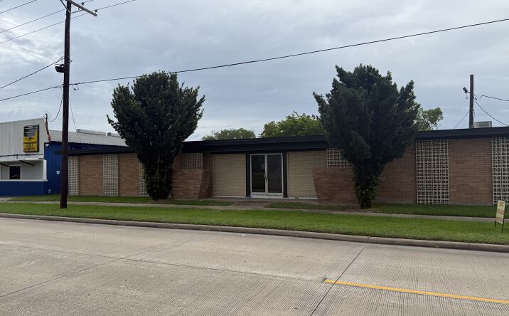 Pictures of Office, Retail, Special Purpose property located at 1410 North St, Beaumont, TX 77701 for lease - image #1