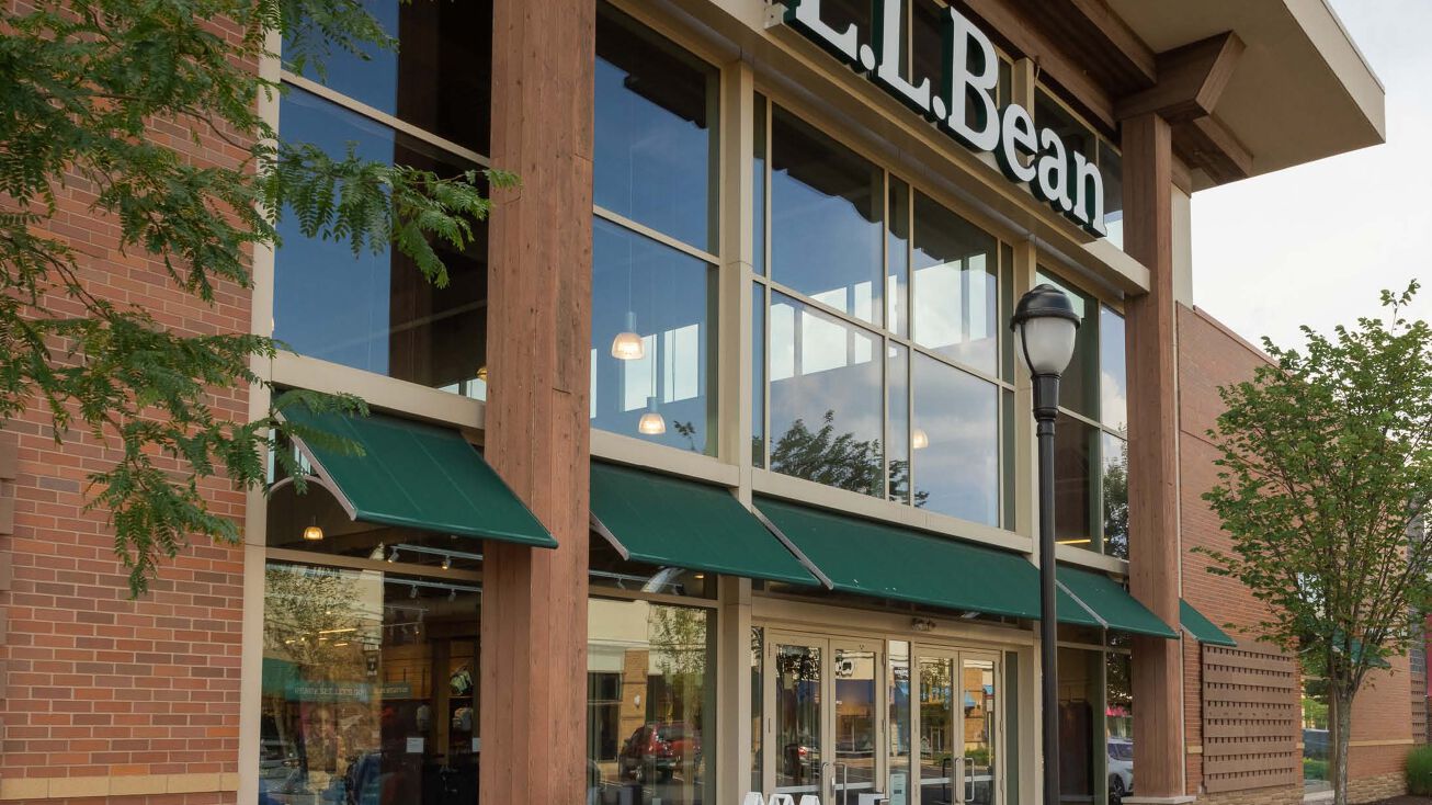 2845 Center Valley Pkwy, Center Valley, PA 18034 Retail Space for