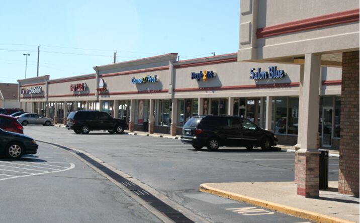 Pictures of Retail property located at 8944 St Peter St, Indianapolis, IN 46227 for lease - image #1