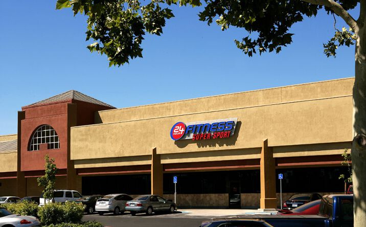 Pictures of Retail property located at 1006 Riley St, Folsom, CA 95630 for lease - image #1