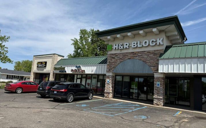 Pictures of Retail property located at 2331 S State Street, Ionia, MI 48856 for lease - image #1