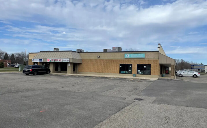 Pictures of Retail property located at 7750 20th Ave, Georgetown Twp, MI 49428 for lease - image #1