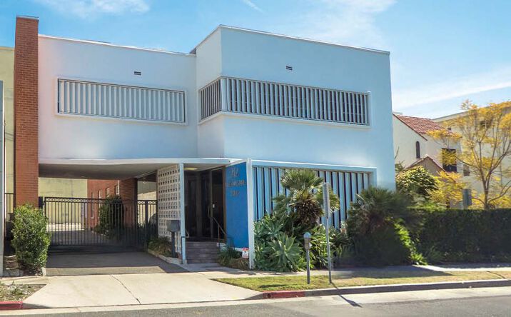 Pictures of Office property located at 212 S Gale Dr, Beverly Hills, CA 90211 for lease - image #1