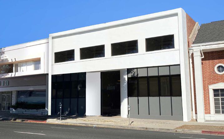 Pictures of Office property located at 8909 W Olympic Blvd, Beverly Hills, CA 90211 for lease - image #1