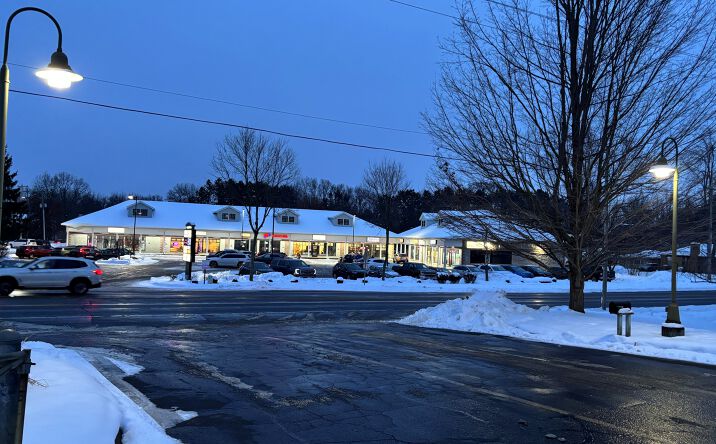 Pictures of Retail property located at 6080 S 12th St, Kalamazoo, MI 49009 for lease - image #1