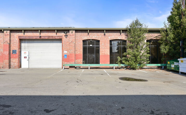 Pictures of Office, Industrial property located at 1035 22nd Ave, Oakland, CA 94606 for lease - image #1