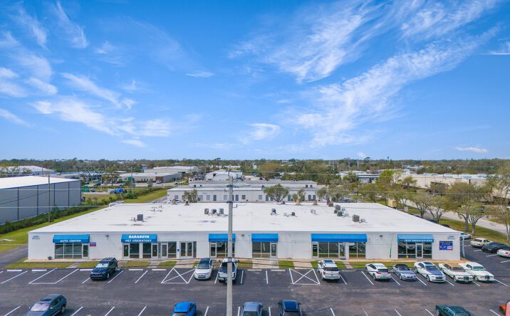 Pictures of Industrial property located at 1410 Commerce Blvd N, Sarasota, FL 34243 for lease - image #1