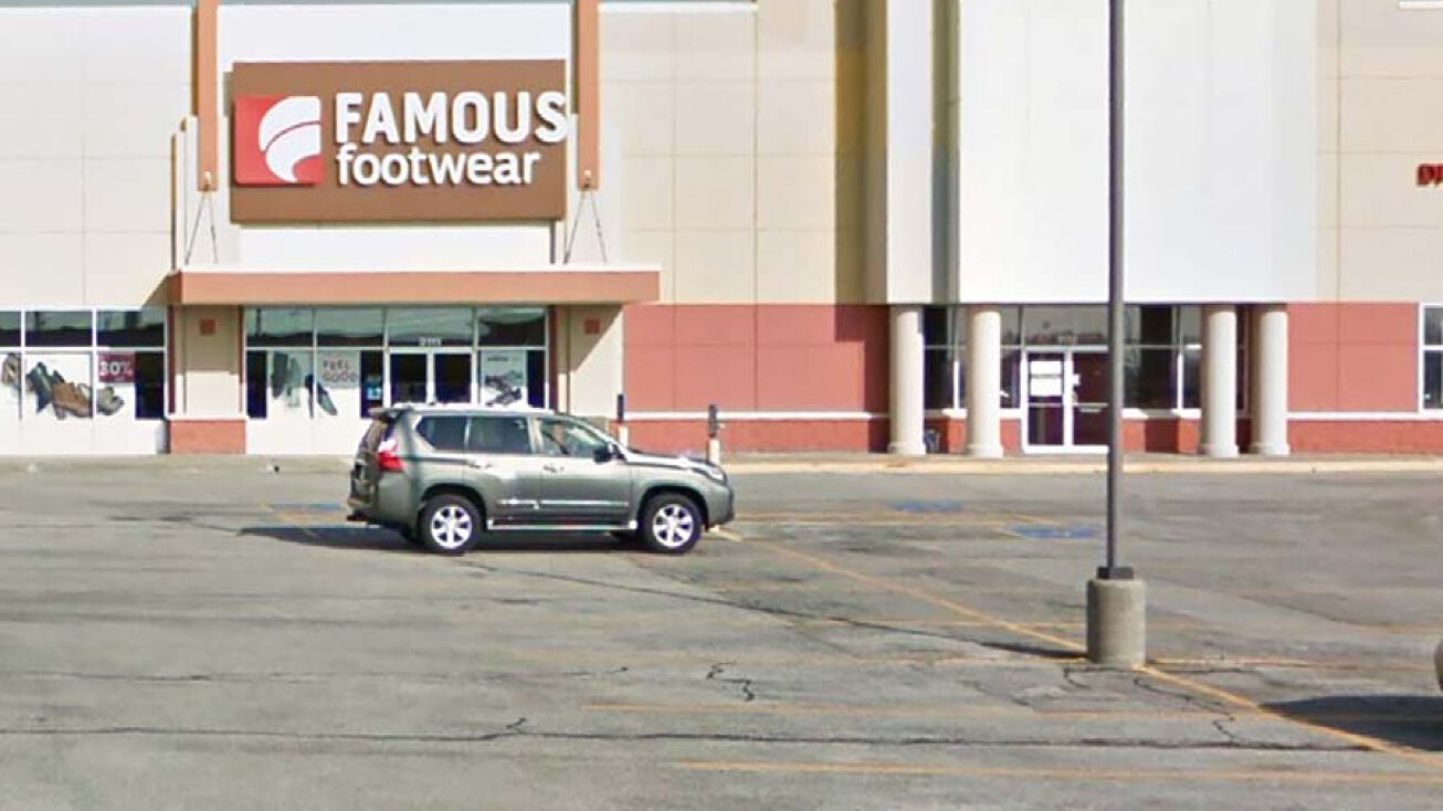 Famous clearance footwear oakview