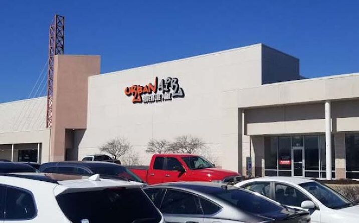 Pictures of Retail property located at 67 Ludwig Dr, Fairview Heights, IL 62208 for lease - image #1
