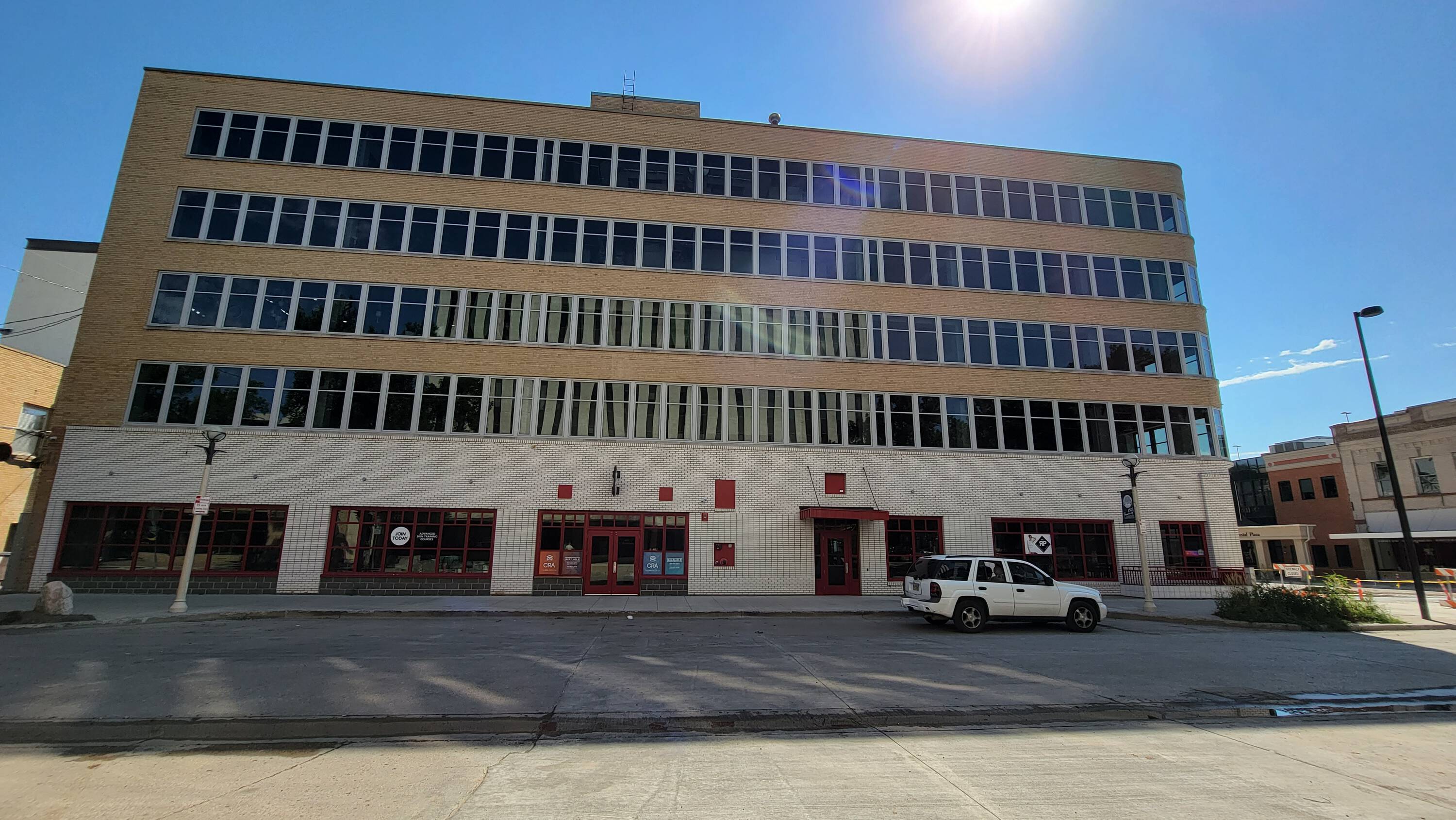 401 E Broadway Ave, Bismarck, ND 58501