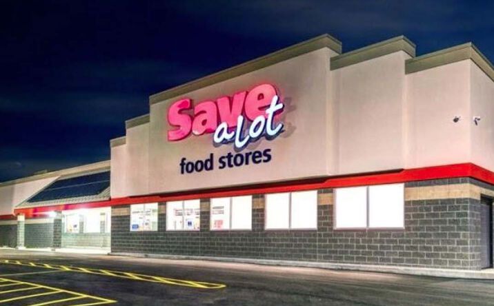 Pictures of Retail property located at 15684 Broadway Ave, Maple Heights, OH 44137 for sales - image #1