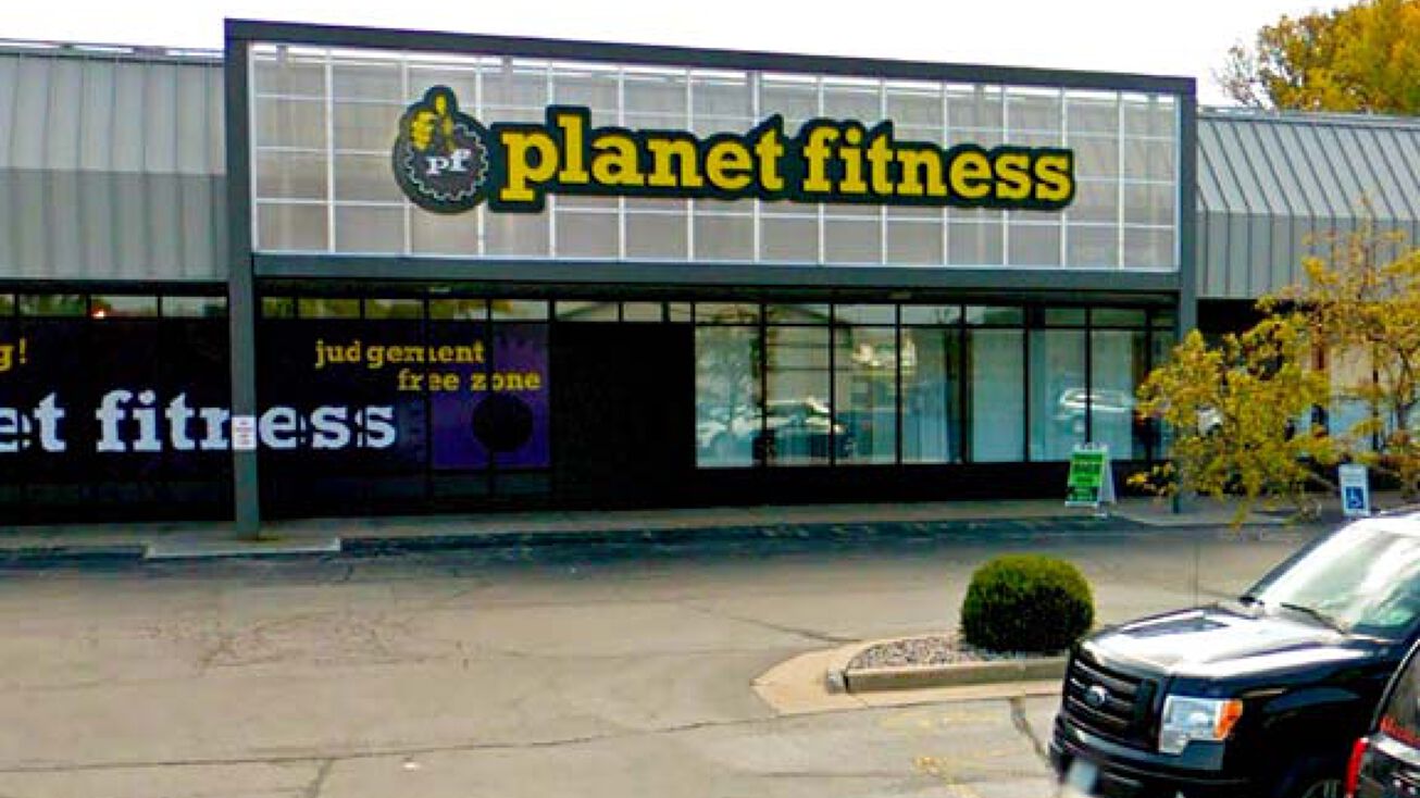 2600 W College Ave, Appleton, WI 54914 Retail Space for Lease