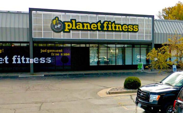 Pictures of Retail property located at 2600 W College Ave, Appleton, WI 54914 for lease - image #1
