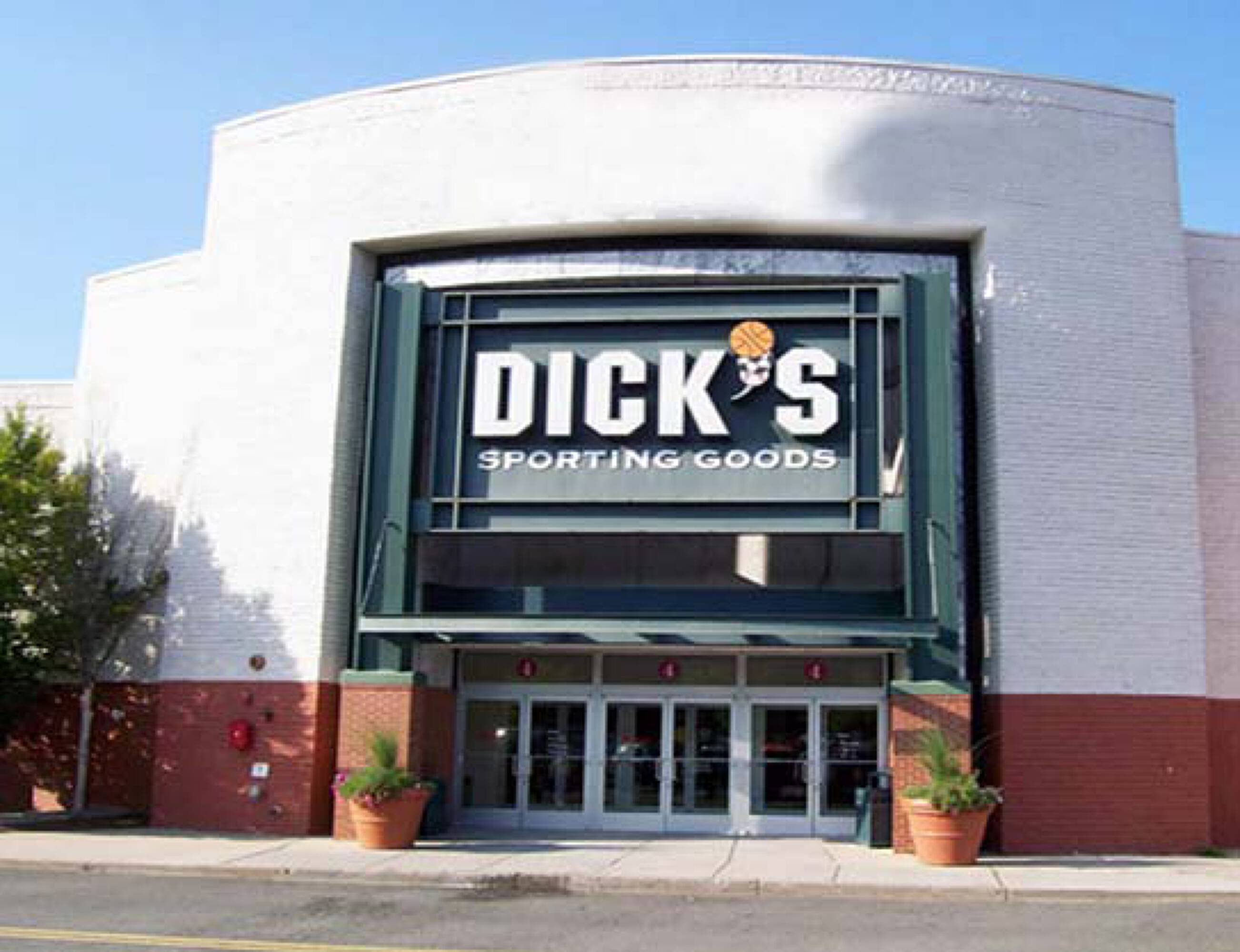 470 Lewis Ave, Meriden, CT 06451