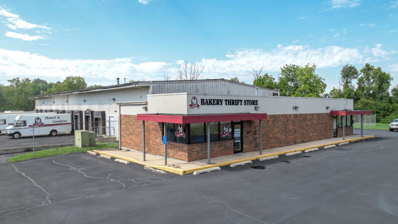 8215 Brookville Rd, Indianapolis, IN 46239