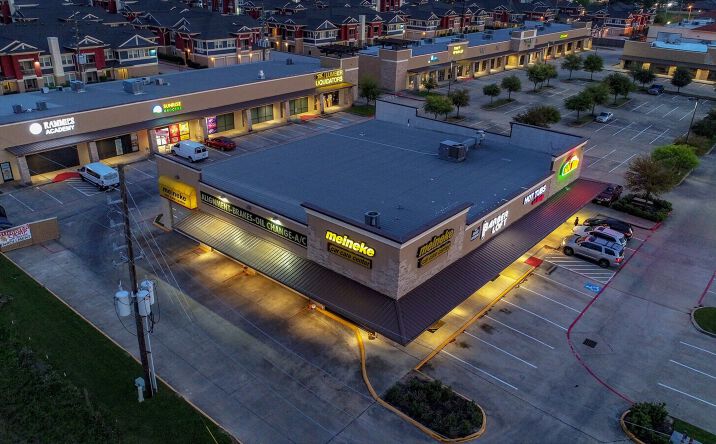 Pictures of Retail, Office, Restaurant property located at 600 Katy Fort Bend Rd, Katy, TX 77450 for lease - image #1
