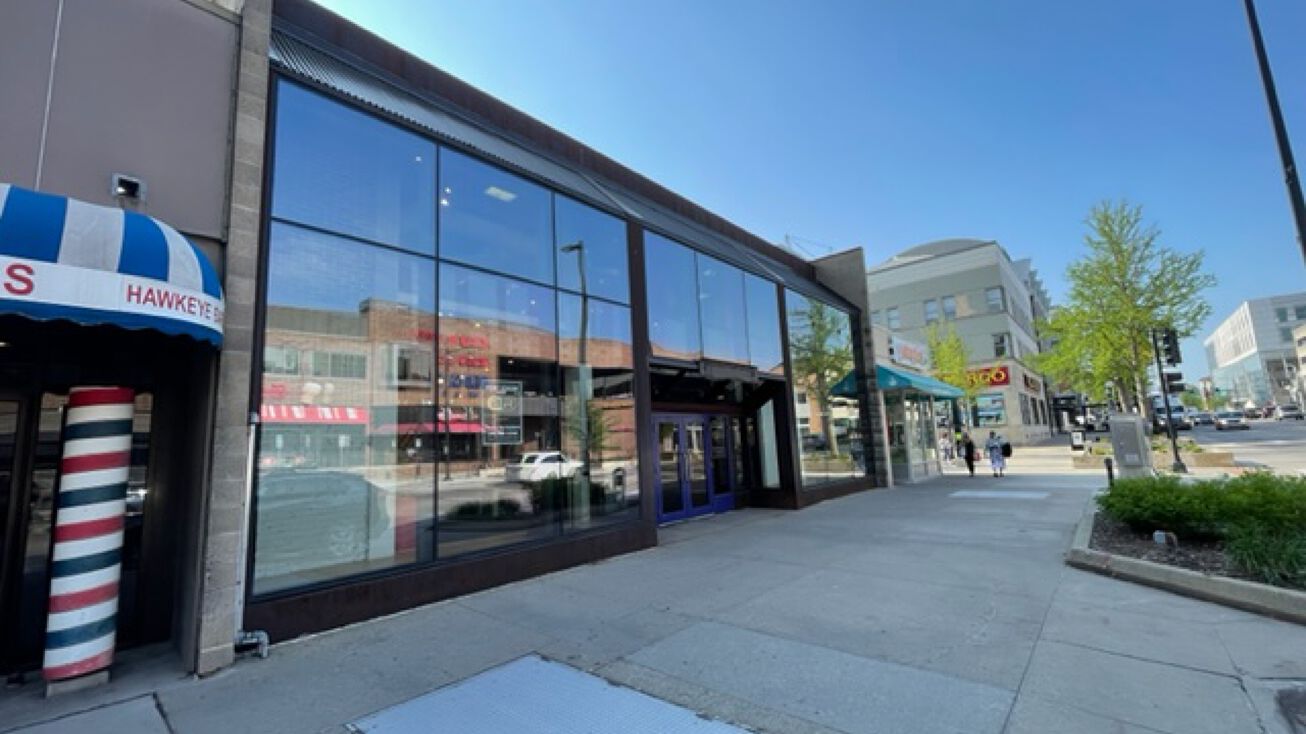 138 S Clinton St, Iowa City, IA 52240