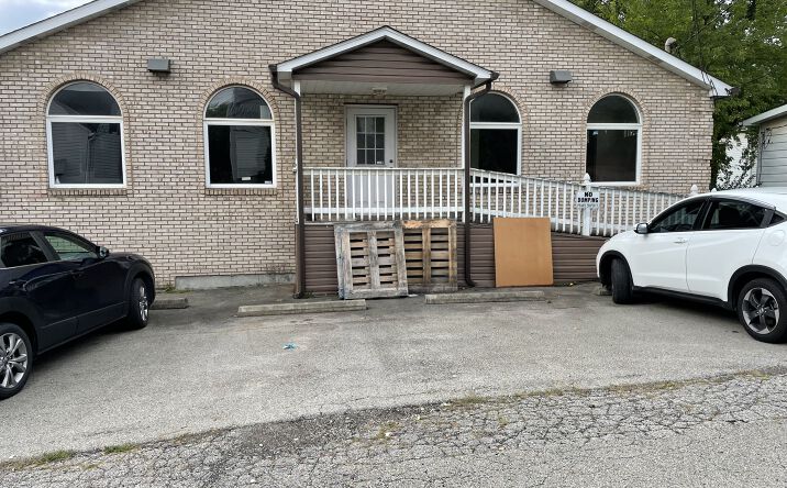 Pictures of Office property located at 640 Jefferson Ave, Washington, PA 15301 for lease - image #1