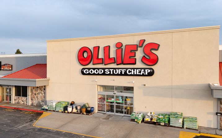 Pictures of Retail, Office, Restaurant property located at 2205-2219 US-23, Alpena, MI 49707 for lease - image #1