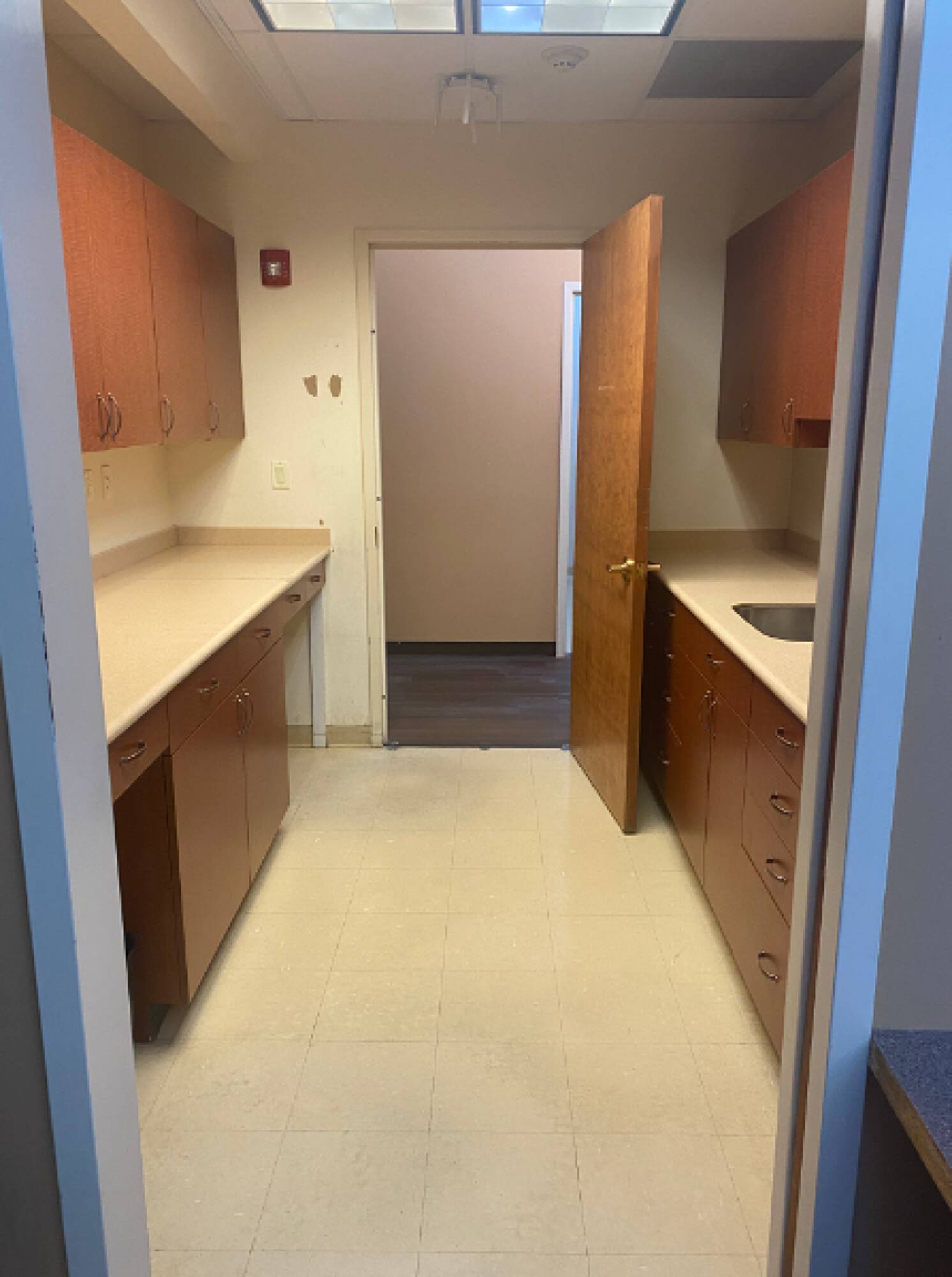 503 Grasslands Rd, Valhalla, NY 10595