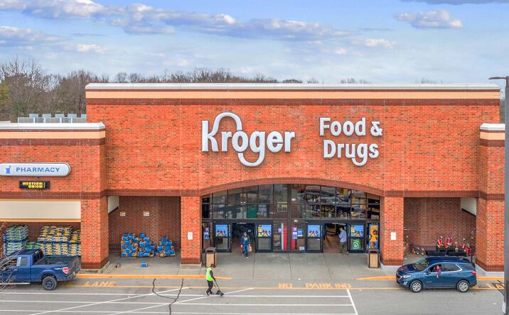 Pictures of Retail property located at 172 Logan Street, Noblesville, IN 46060 for lease - image #1