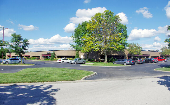 Pictures of Office, Industrial property located at 13 Executive Dr, Fairview Heights, IL 62208 for lease - image #1