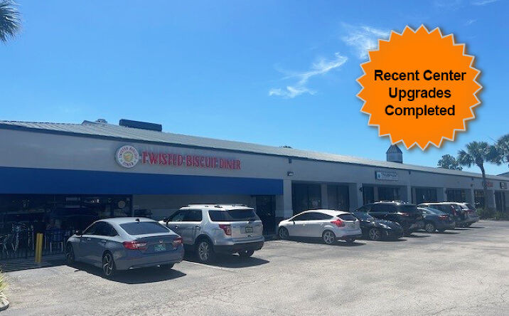 Pictures of Retail property located at 4117 County Rd 561, Tavares, FL 32778 for lease - image #1