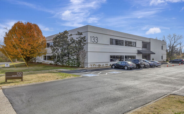 Pictures of Office property located at 133 Holiday Ct, Franklin, TN 37067 for lease - image #1